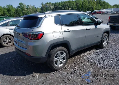 2023 Jeep Compass Latitude 4X4 from USA, damaged, VIN 3C4NJDBN6PT503886